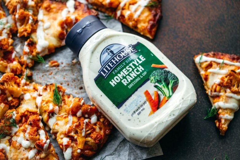 Buffalo Cauliflower Pizza with Homestyle Ranch