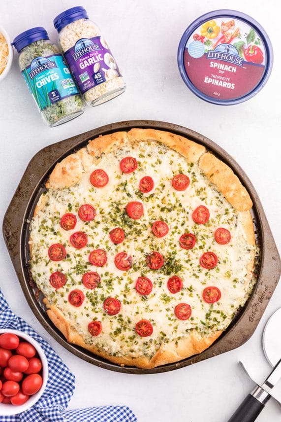 Fresh pan of Spinach, Garlic & Chives Pizza