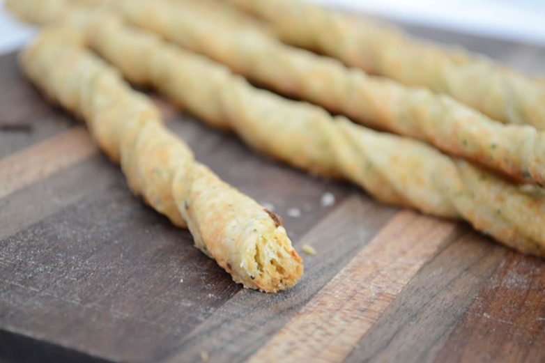 Crispy Herbed Parmesan Cheese Straws