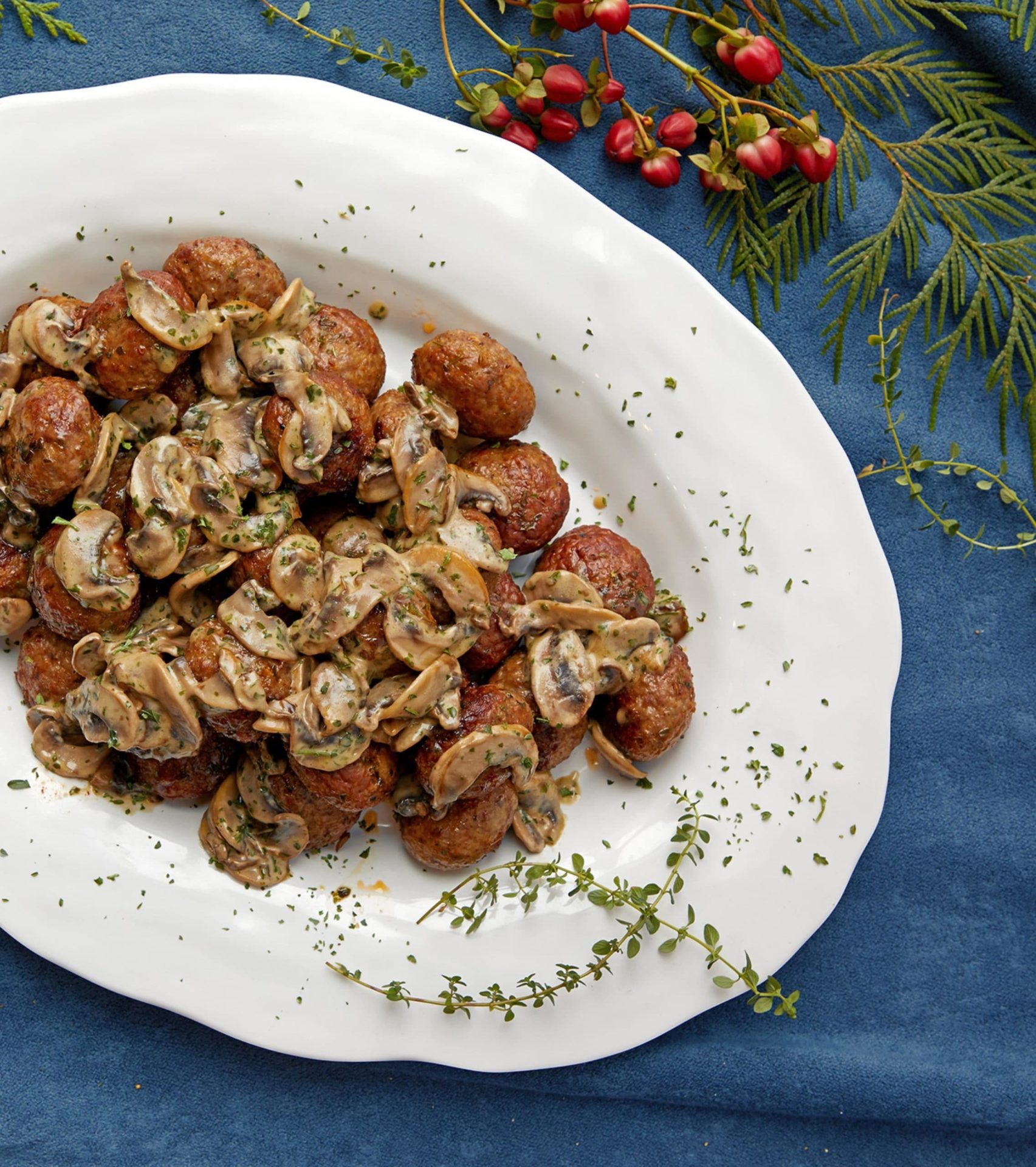 MEATBALLS WITH PARSLEY & MUSHROOM SAUCE